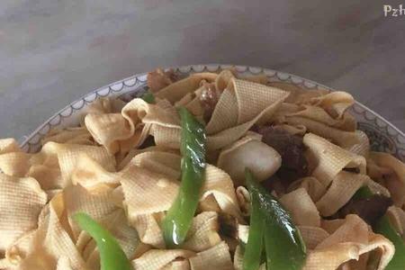 东北正宗的尖椒豆腐皮