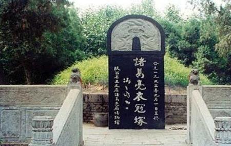 诸葛亮预言谁挖他的坟墓