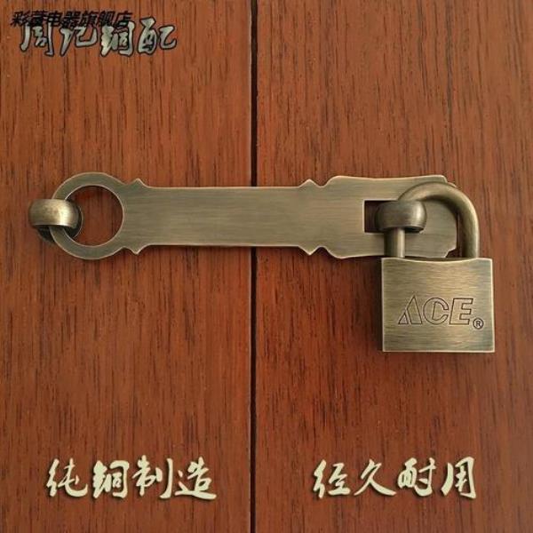 两扇门能安装两个锁嘛