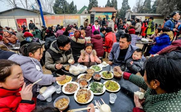 一个村2万人算什么规模