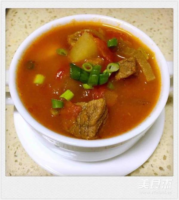 西葫芦炖牛肉汤的做法
