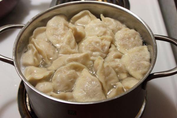 摆摊卖饺子用啥锅煮快