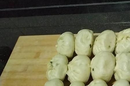 青萝卜粉条素包子做法