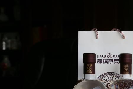 stj31白酒是纯粮食酒吗