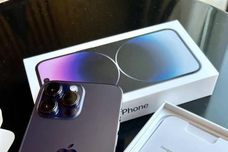 苹果iphone14promax充电器接口是怎样的