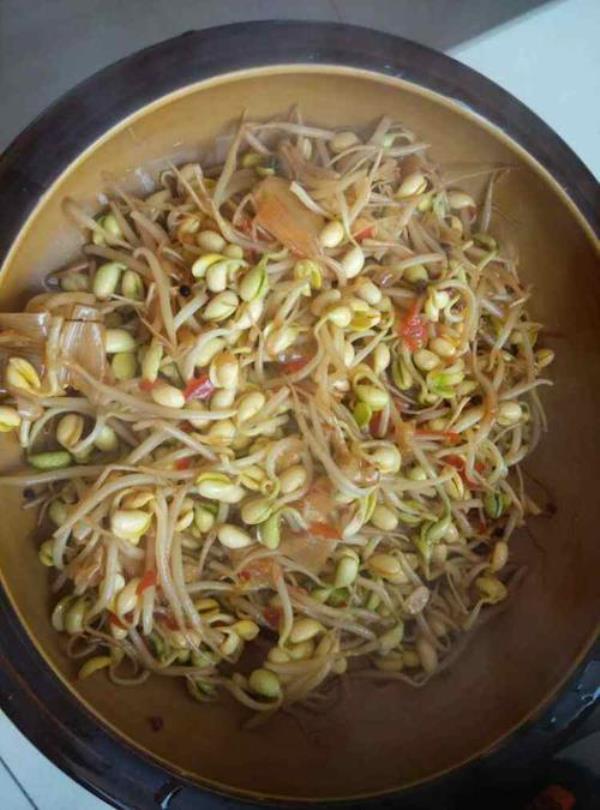 豆芽炖鱼家常做法