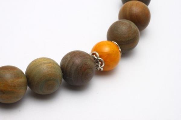 绿檀石和木纹石区别