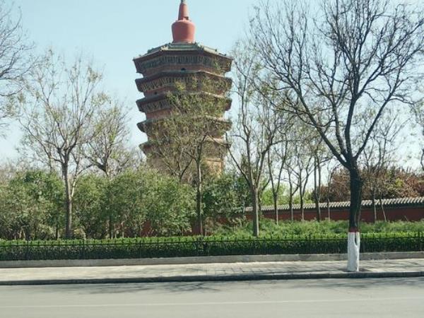 文峰塔下对什么词