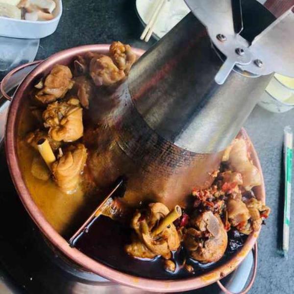 三个人能吃几斤火锅鸡