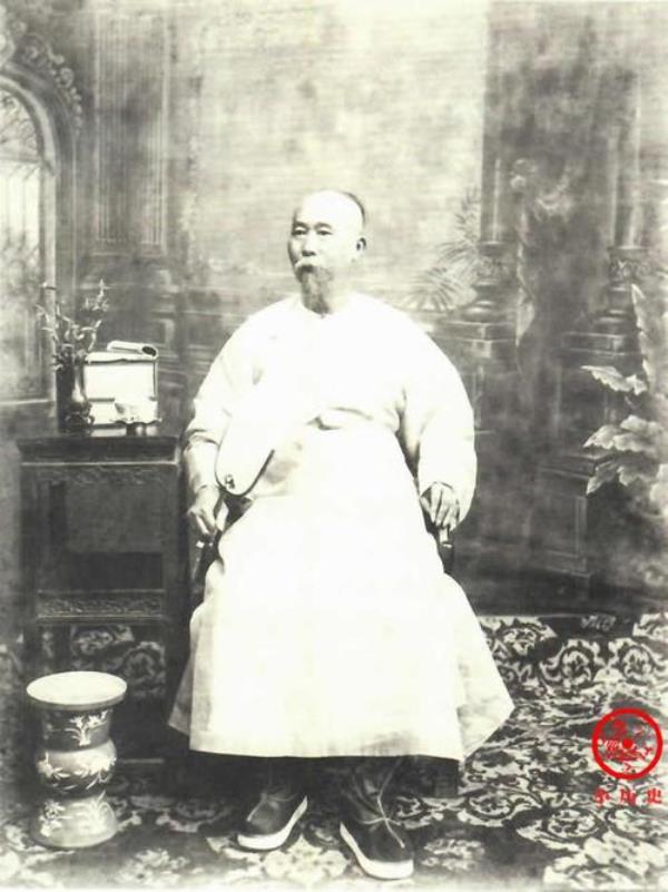 李鸿章的孙子是乞丐吗