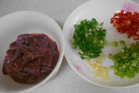 广式五花肉香煎猪肝的做法