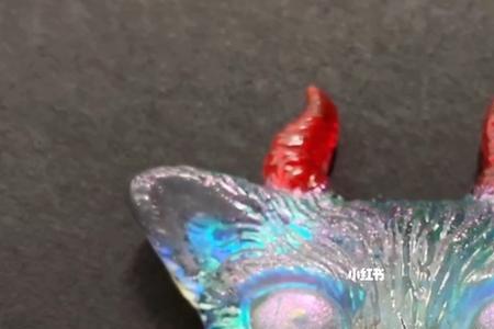 猫咪身上沾了滴胶怎么办
