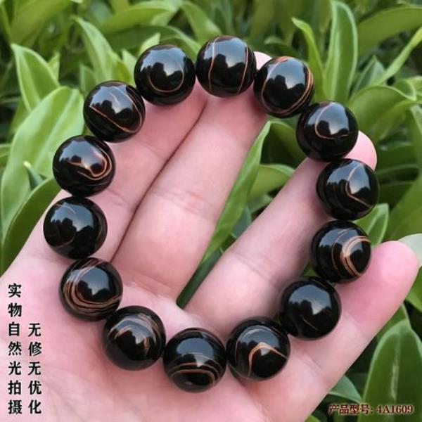 金丝海柳里面什么颜色
