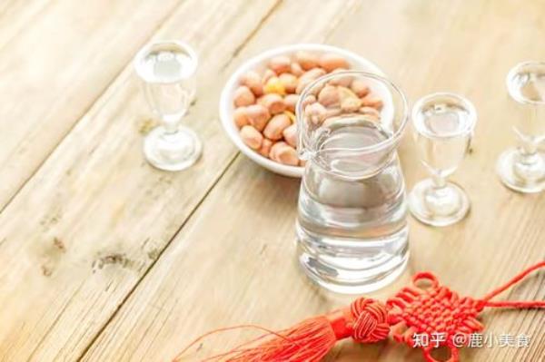 中午喝了白酒下午几点可以开车
