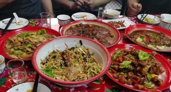 请客吃饭几个菜有讲究吗