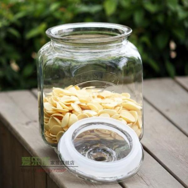 装过油的坛子可以泡菜吗