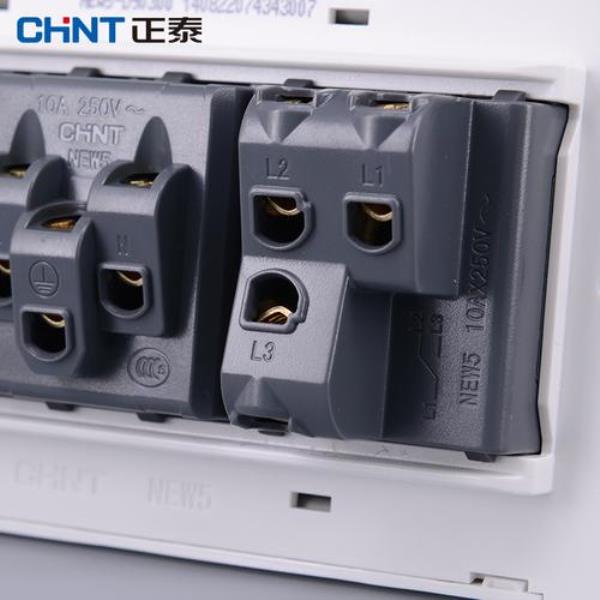 118型双开五孔开关怎么接线