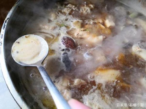 为什么用清水泡鸡肉可去腥味