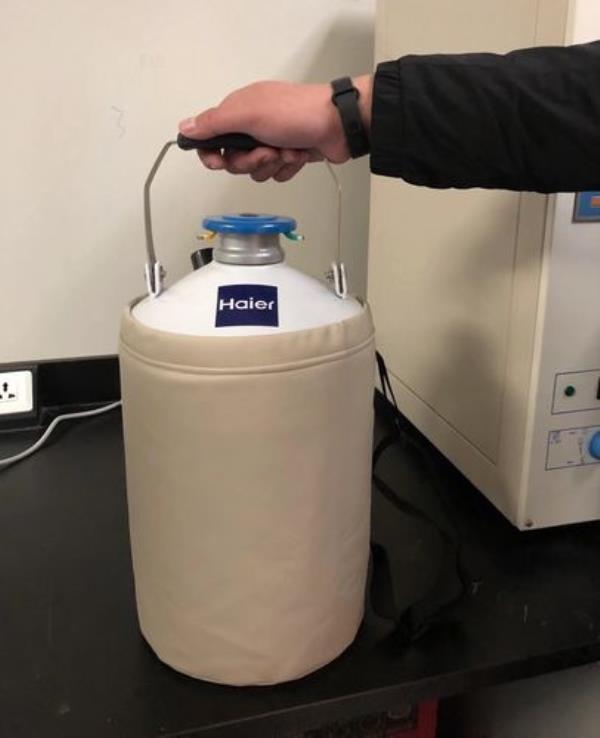 液氮挥发量随时间变化