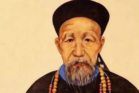 曾国藩官服为什么有龙