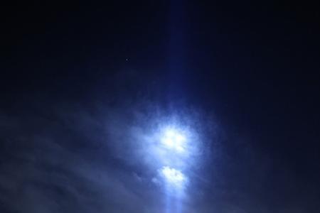 直刺云霄的意思