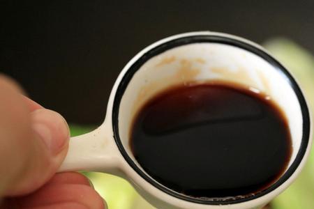 腌菜用酱油好呢还是生抽好呢