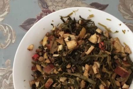 腌菜里面有泡沫是要坏了吗