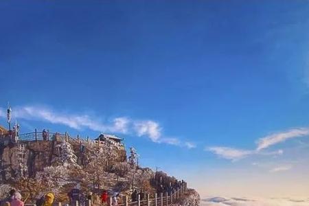 峨嵋天下秀，什么天下雄
