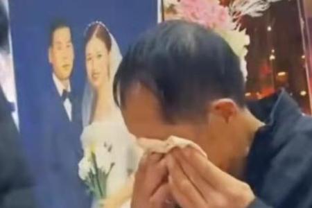 夫妻俩一说钱,老婆就翻脸