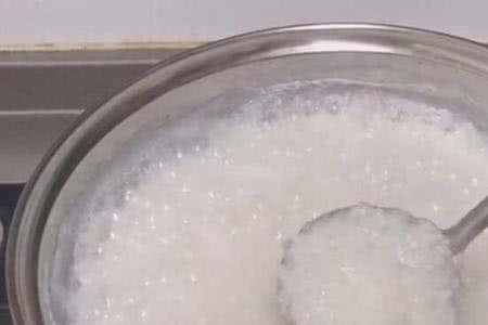 稀饭快开了可以再加开水吗