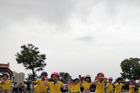 三岁学轮滑有什么坏处