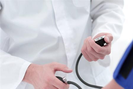 小大尖尖锐无比类似