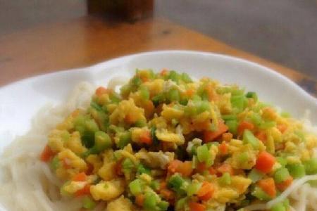 胡萝卜拌面蒸菜的做法