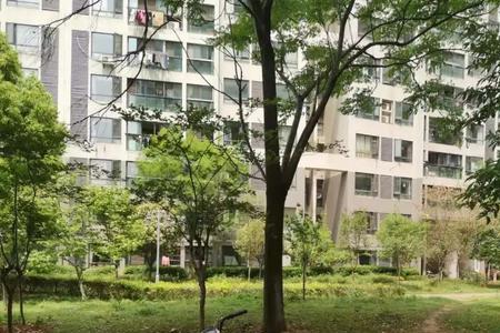怎样形容物业脏乱差