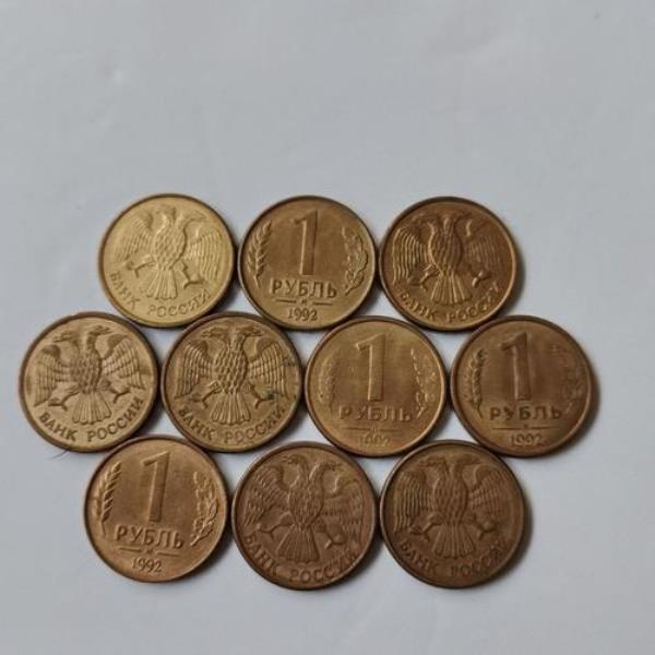 2200个硬币有多重