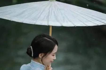 莞尔一笑,嫣然无方是什么意思