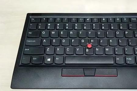 战神电脑键盘怎么发光