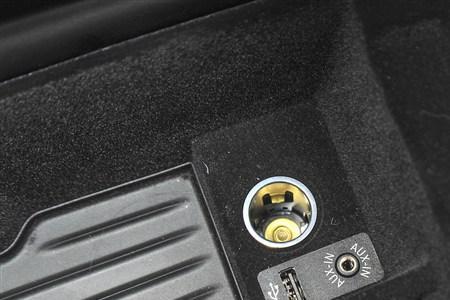 宝马怎么断开aux