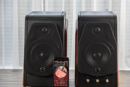 惠威m200声音小