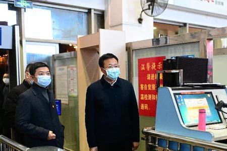 三不两直什么意思