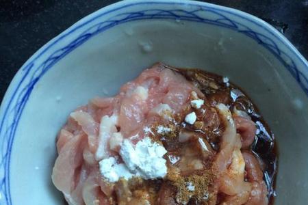 五香粉猪肉的做法及配料