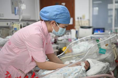 给保温箱新生儿送奶该怎么包装