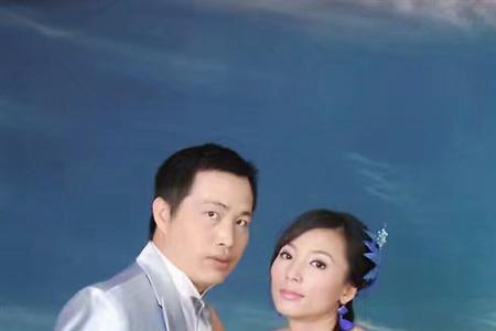 我们相爱不容易原唱
