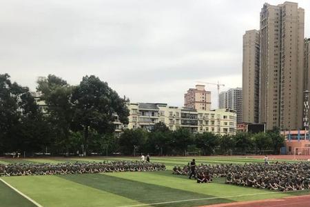 合川中学校徽