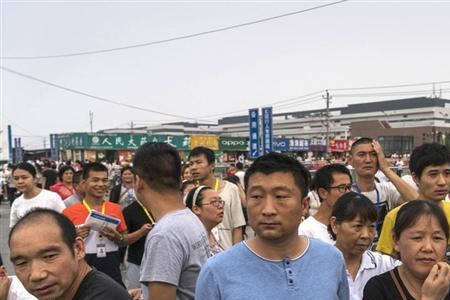 富士康员工徒步外地怎么办