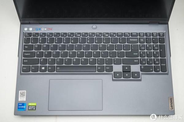 y9000p固态硬盘怎么查看