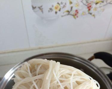 汤米粉的汤料怎样做