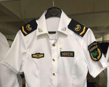 应急管理局所有人都穿制服吗