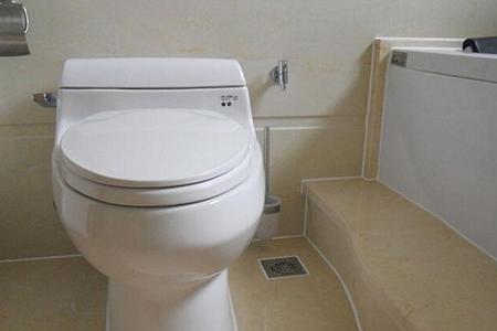 马桶底部设计