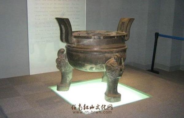 铸客大铜鼎是合金吗